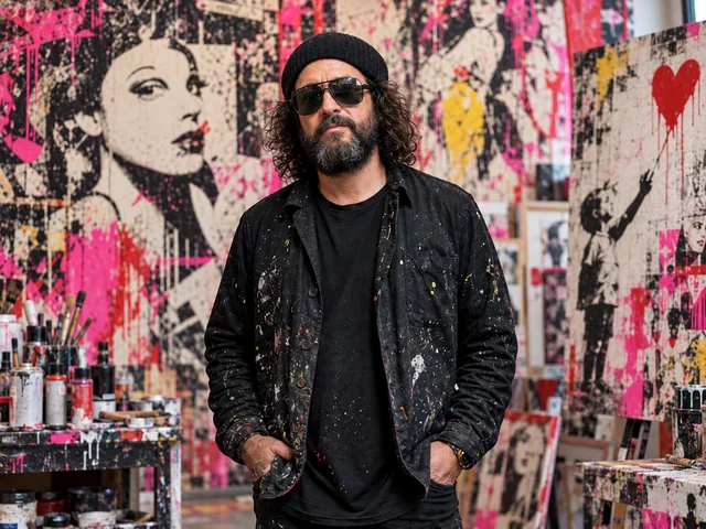 How to Choose the Right Size Pop Art Print for Your Wall